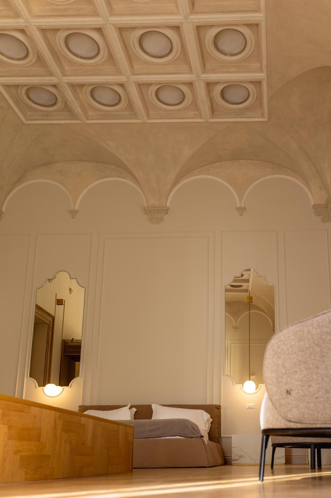 Palazzo Zimara Boutique Hotel Lecce Esterno foto