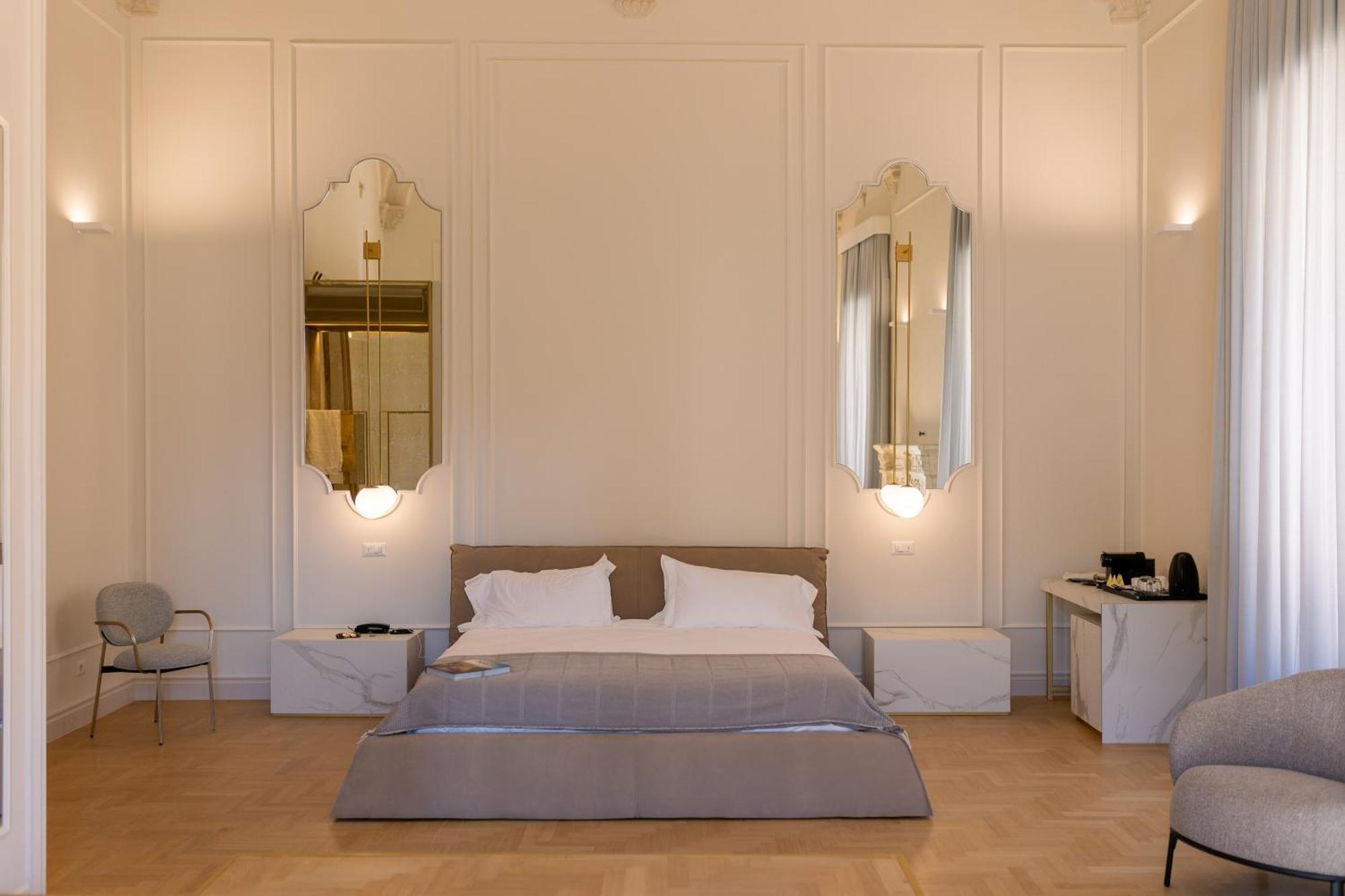 Palazzo Zimara Boutique Hotel Lecce Esterno foto